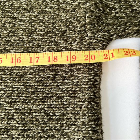 Chunky Knit Green Oversized Sweater - Picture 4 of 5